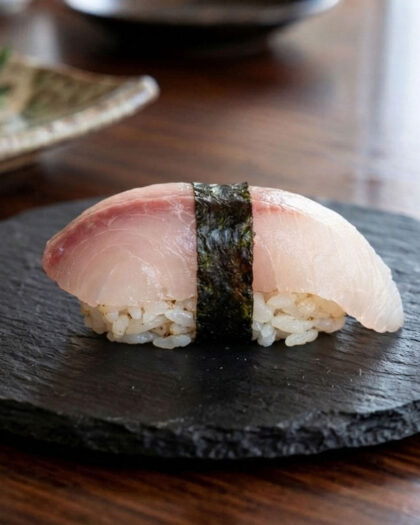 Hamatchi Nigiri